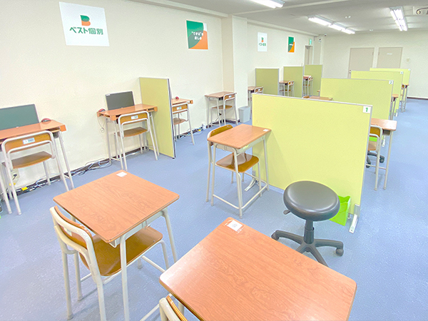 郡山教室の様子：集中して勉強できる環境を整えております。