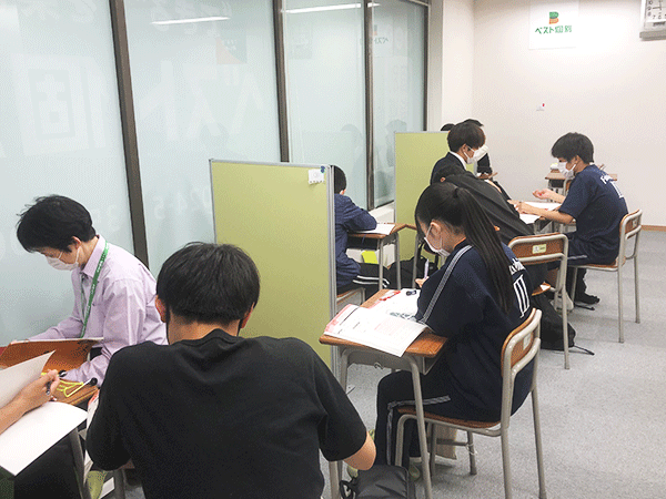 信夫ヶ丘教室の様子：広々とした教室です。