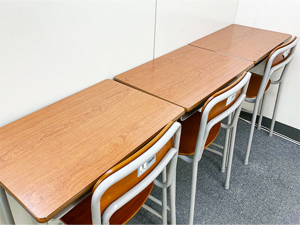 千石教室の様子：自習室はありませんが、空いているブースで自習できます。