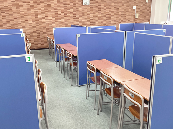 坂下教室の様子：教室内は明るく広々としています。