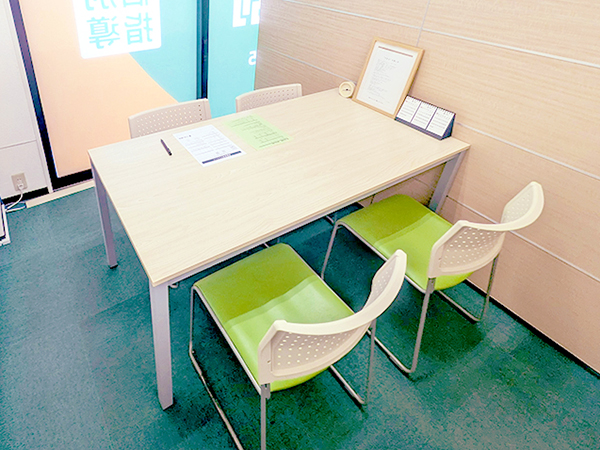 南中山教室の様子：無料ご相談会にてお悩みをお聞かせください！