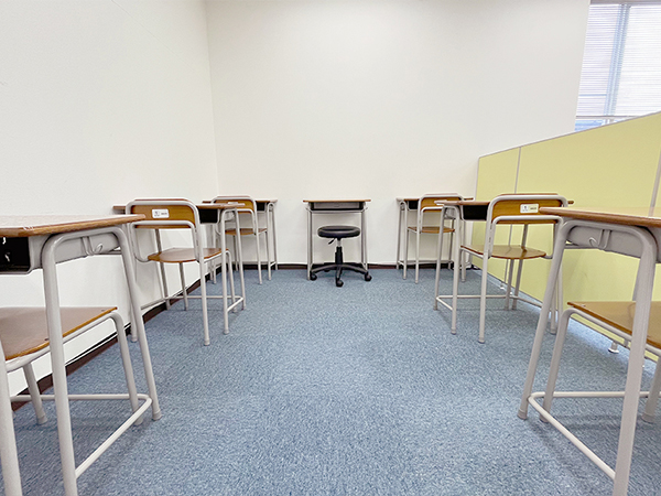 清住教室の様子：広い学習スペースでゆったり勉強できます。