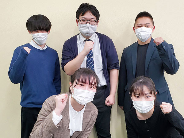 リオーネふるかわ教室の様子：先生が一生懸命お子さまをサポートいたします！