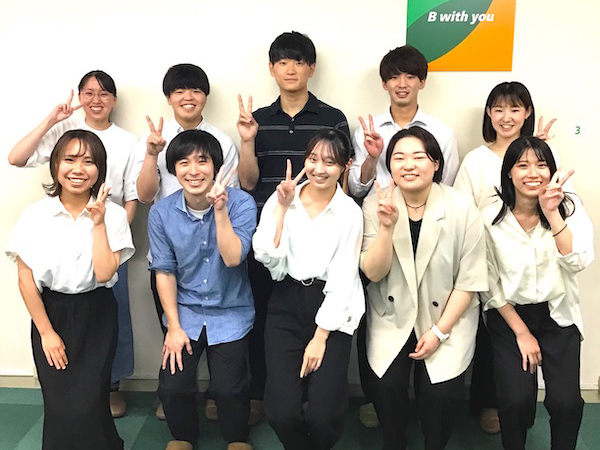 南福島教室の様子：明るく楽しい優秀な先生たちで運営しています！