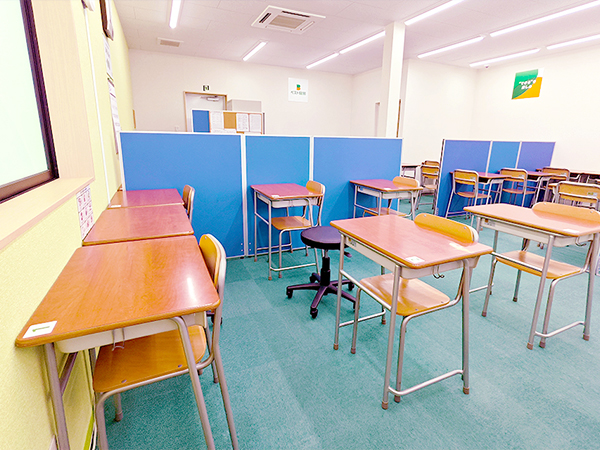 飯山教室の様子：集中して学習できる環境を整備しています