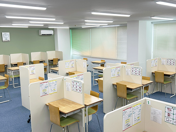 高根沢教室の様子：個別指導で丁寧に指導します。