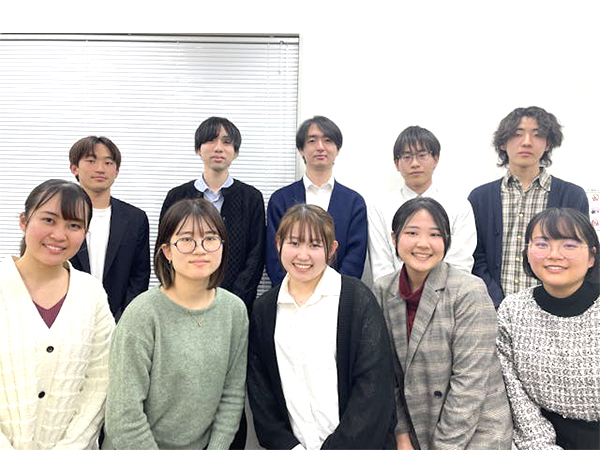 下栗教室の様子：明るく優しい先生が皆さんを待っています！