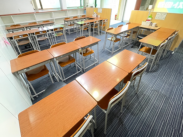 いわき小名浜教室の様子：勉強に集中できる環境を用意しております。