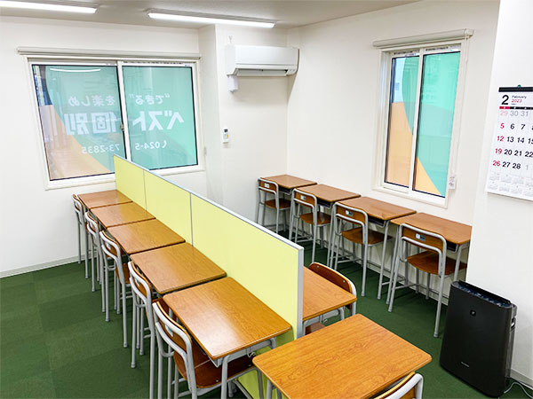 野田町教室の様子：授業がない日も自習スペースで学習できます！