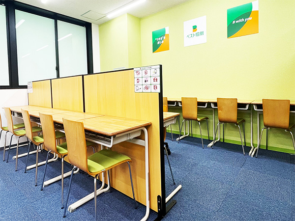 大安寺教室の様子：空いた時間に塾で勉強ができます！