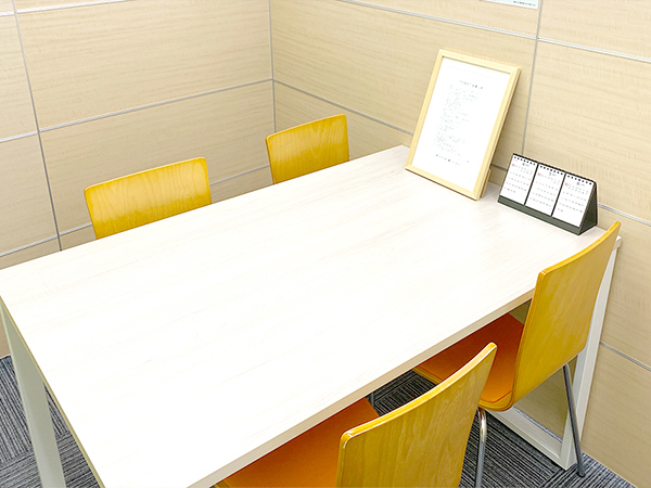 今泉新町教室の様子：定期的に個別でミーティングも行います！