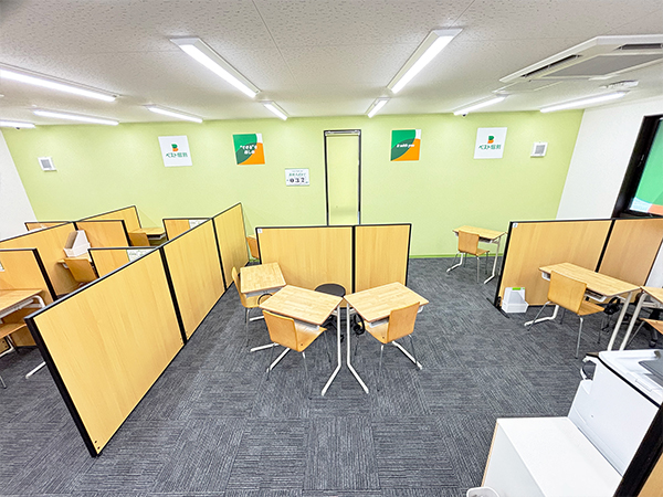 大元教室の様子：明るく、清潔感のある新しい教室です！